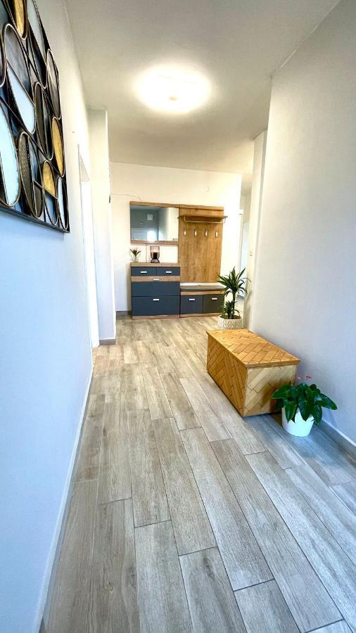Apartment For 6 + Free Parking Place Zadar Zewnętrze zdjęcie