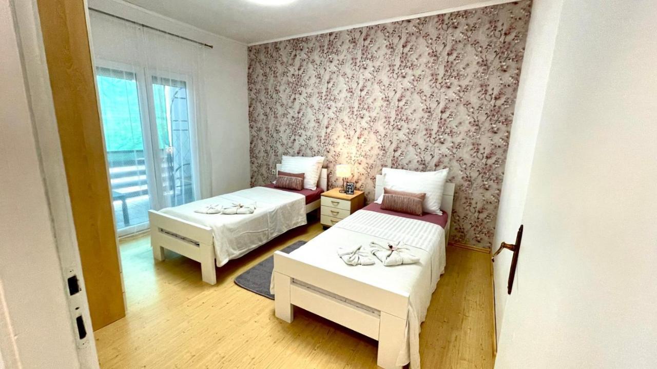 Apartment For 6 + Free Parking Place Zadar Zewnętrze zdjęcie